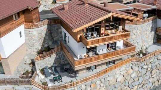 Luxusní ski-in ski-out chalet na predaj, Neukirchen